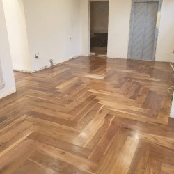 ارضيات خشب باركيه طبيعي